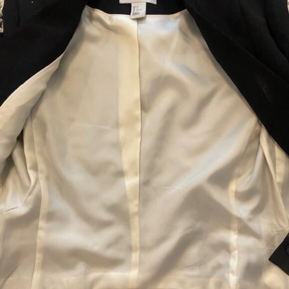 Fitted H&M Blazer Jacket Size 4. Black lined Preppy Chic - Picture 8 of 8